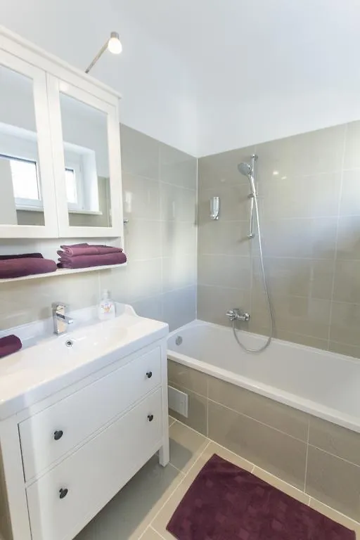 Apartment - Naehe Schottenring Vienna
